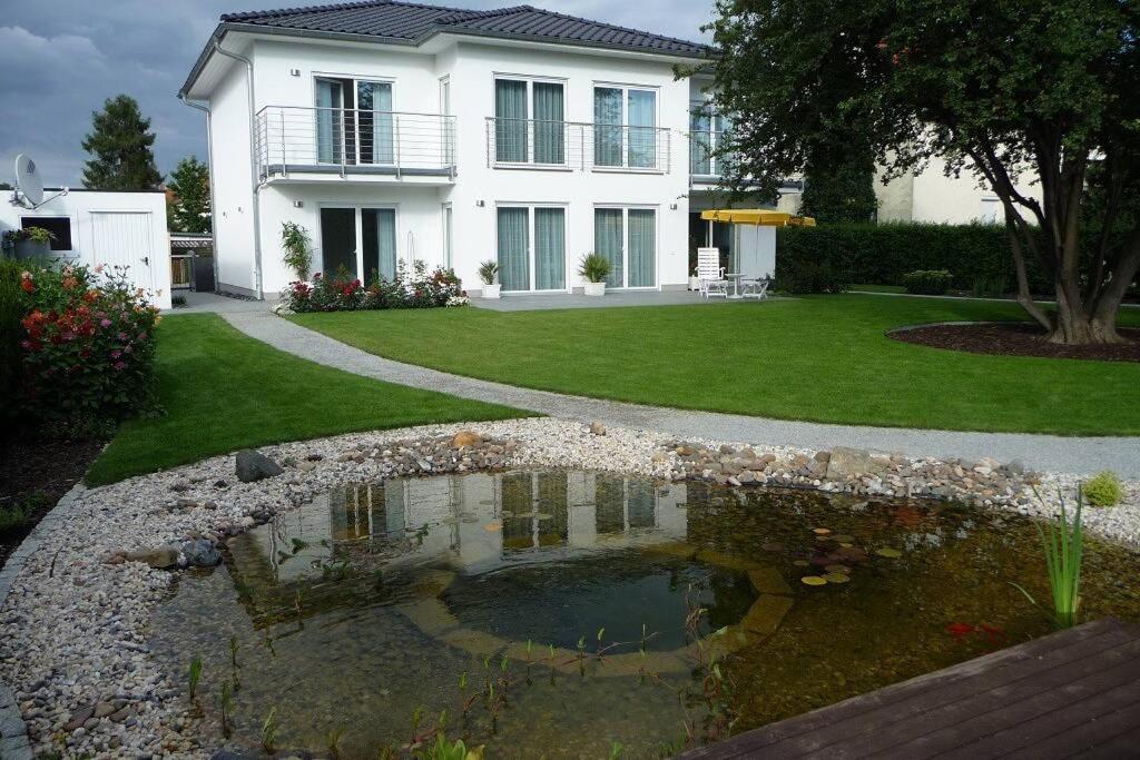 Grosszuegige,Zetrumsnahe Wohnung ドレスデン エクステリア 写真