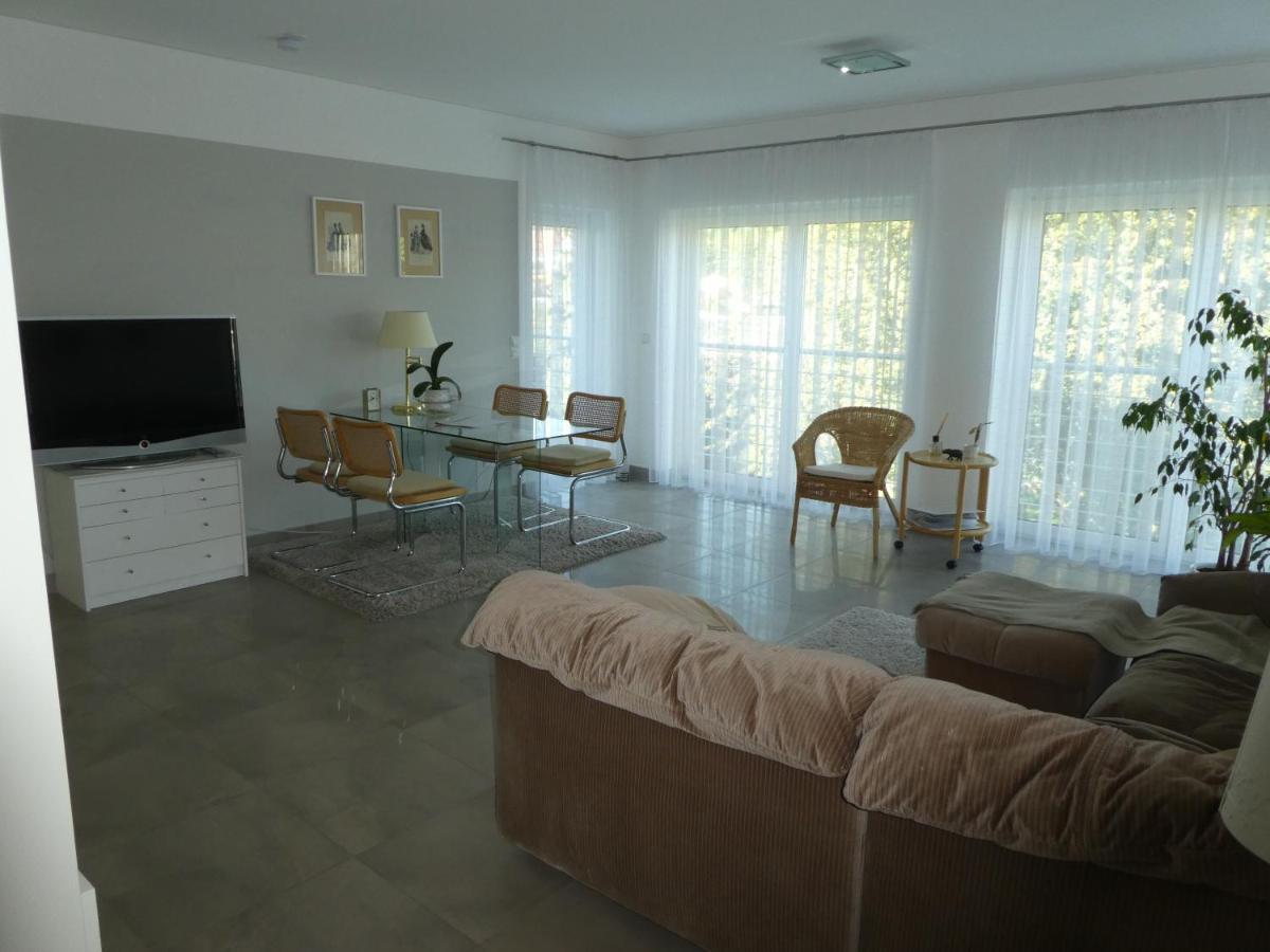Grosszuegige,Zetrumsnahe Wohnung ドレスデン エクステリア 写真